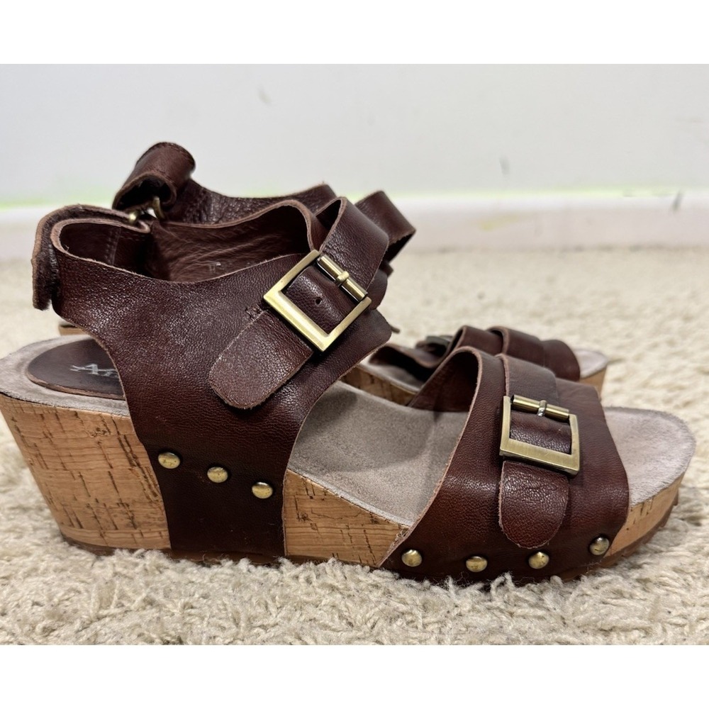 Antelope Brown Leather Studded Slingback Wedge Comfort Sandals Women's 40 Or 9.5